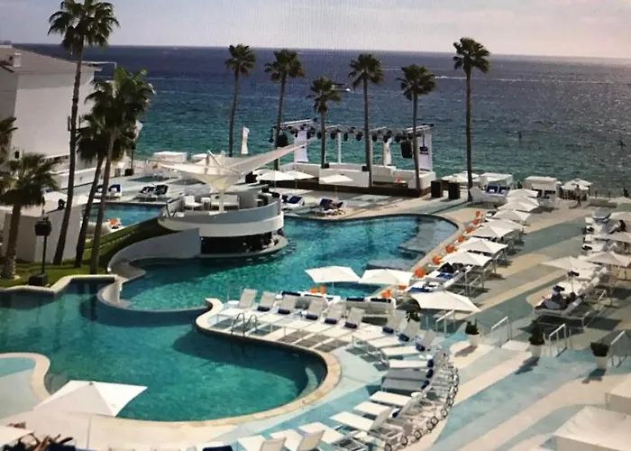 Me Cabo - Adults Only Hotel Cabo San Lucas